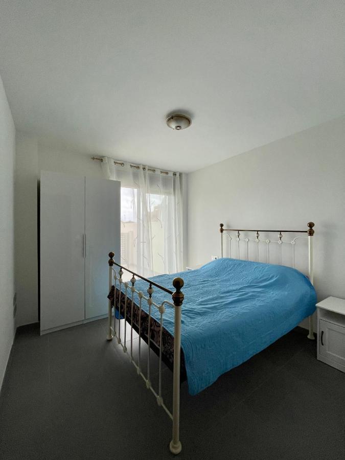 Apartment, La Tejita. Luaran gambar